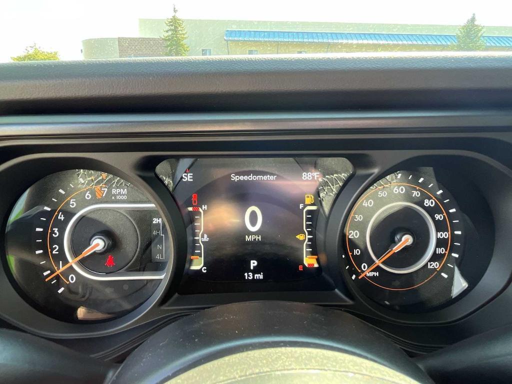 new 2025 Jeep Gladiator car, priced at $57,064