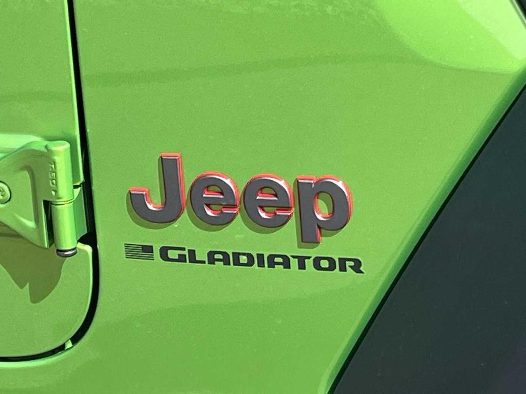 new 2025 Jeep Gladiator car, priced at $57,064
