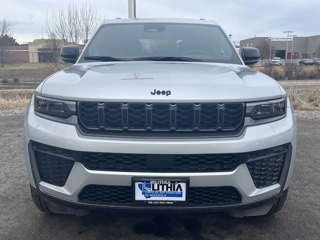 new 2026 Jeep Grand Cherokee car, priced at $47,030