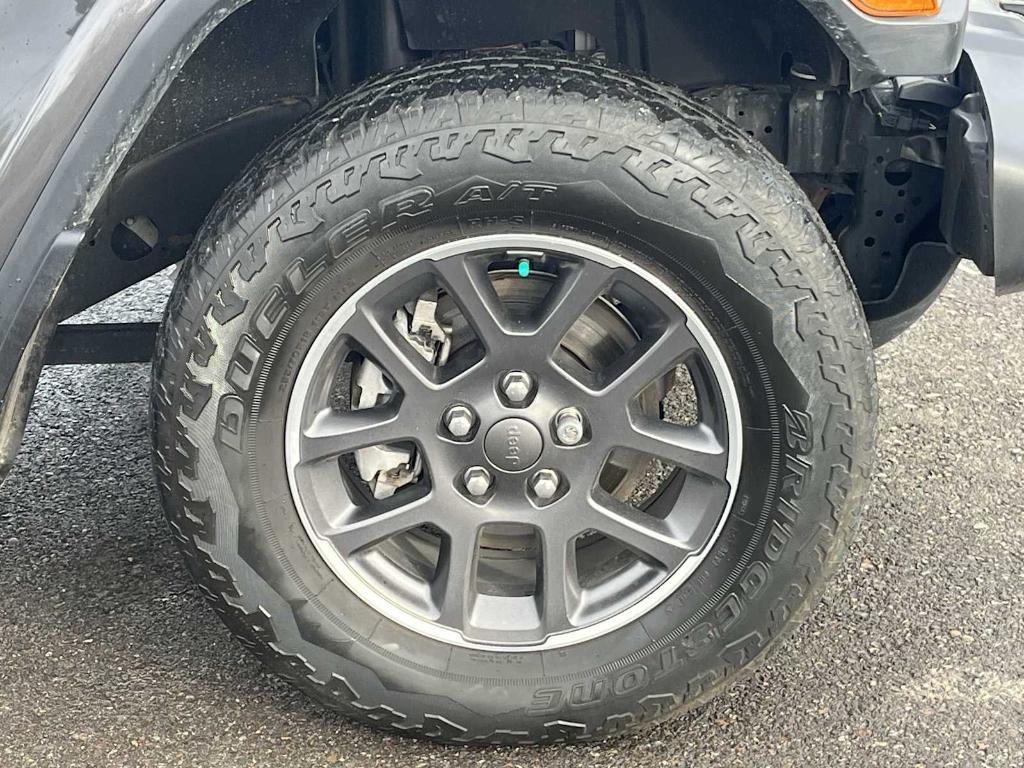 used 2020 Jeep Gladiator car, priced at $27,457