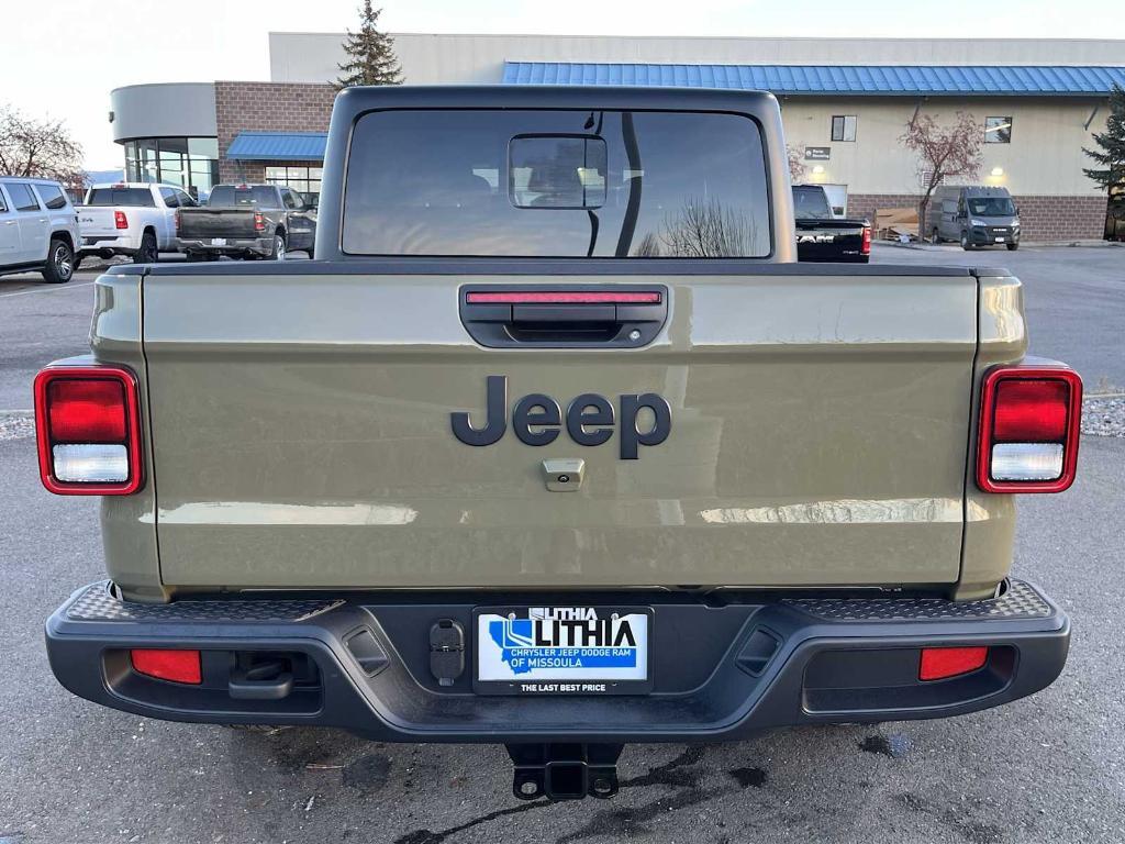 new 2026 Jeep Gladiator car, priced at $48,597