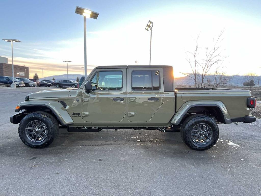 new 2026 Jeep Gladiator car, priced at $48,597