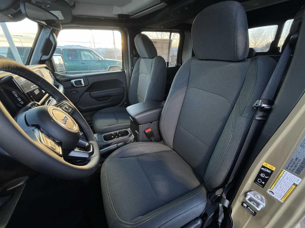 new 2026 Jeep Gladiator car, priced at $48,597