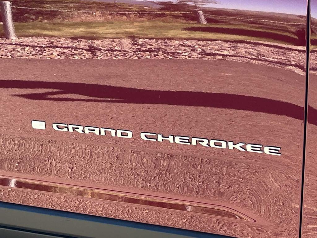 new 2025 Jeep Grand Cherokee L car, priced at $41,499