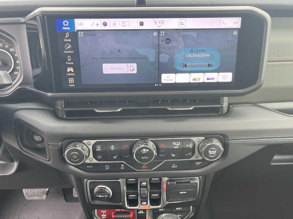 new 2026 Jeep Gladiator car, priced at $58,321