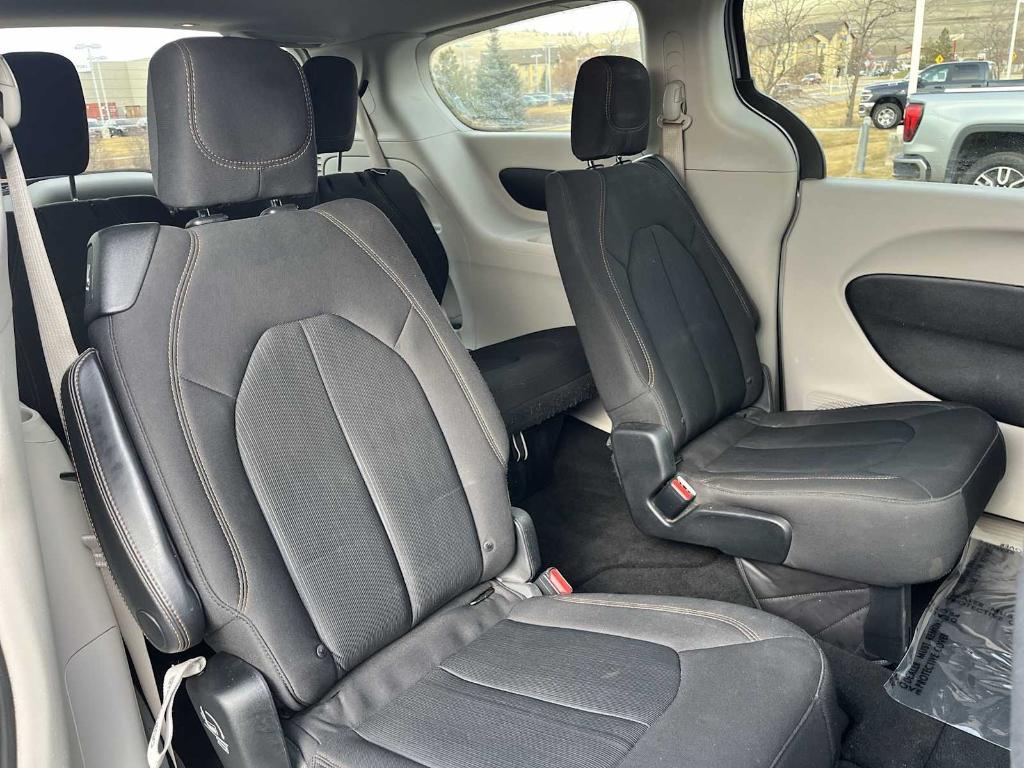 used 2018 Chrysler Pacifica car, priced at $15,986