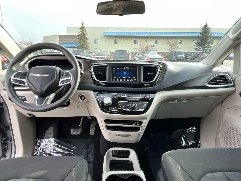 used 2018 Chrysler Pacifica car, priced at $15,986