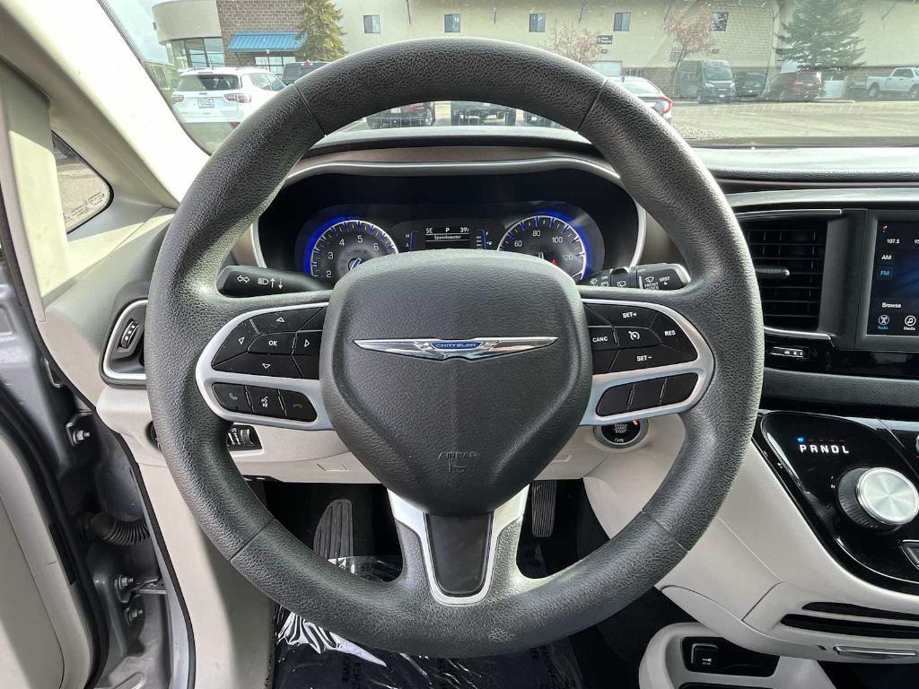 used 2018 Chrysler Pacifica car, priced at $15,986