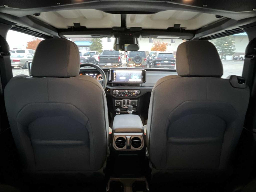 new 2026 Jeep Wrangler car, priced at $45,163