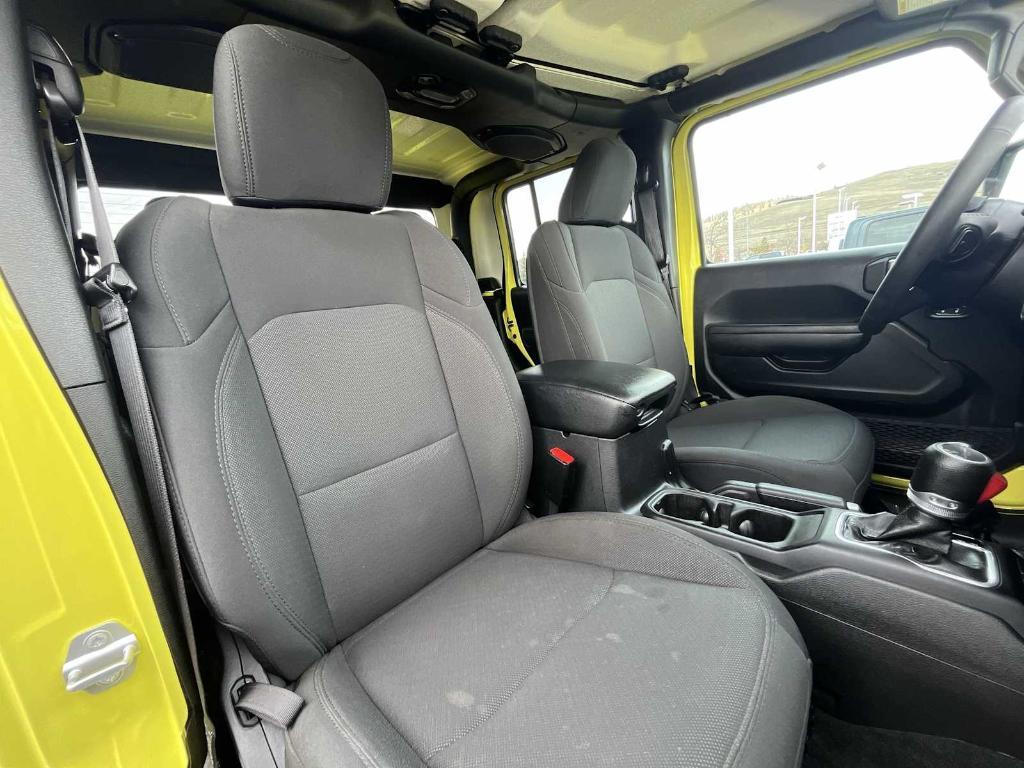 used 2023 Jeep Gladiator car, priced at $37,349