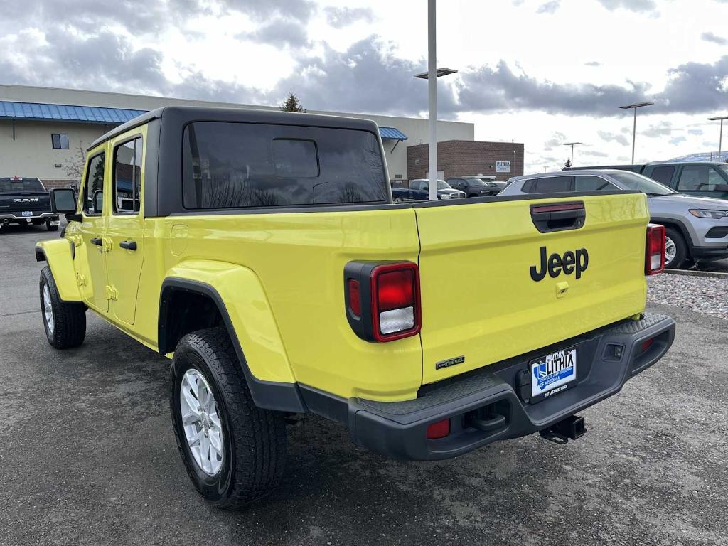 used 2023 Jeep Gladiator car, priced at $37,349