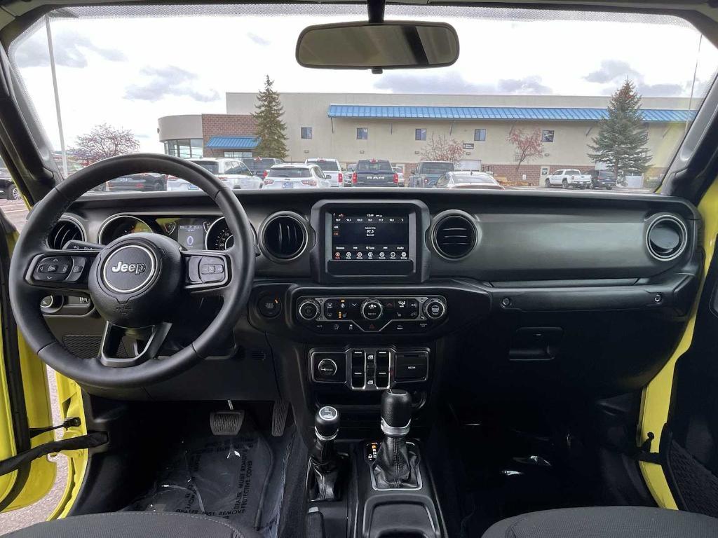 used 2023 Jeep Gladiator car, priced at $37,349