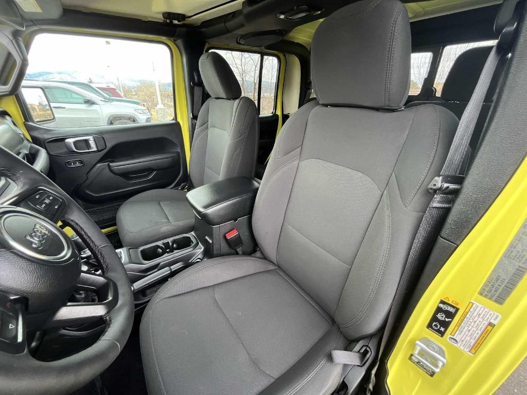 used 2023 Jeep Gladiator car, priced at $37,349