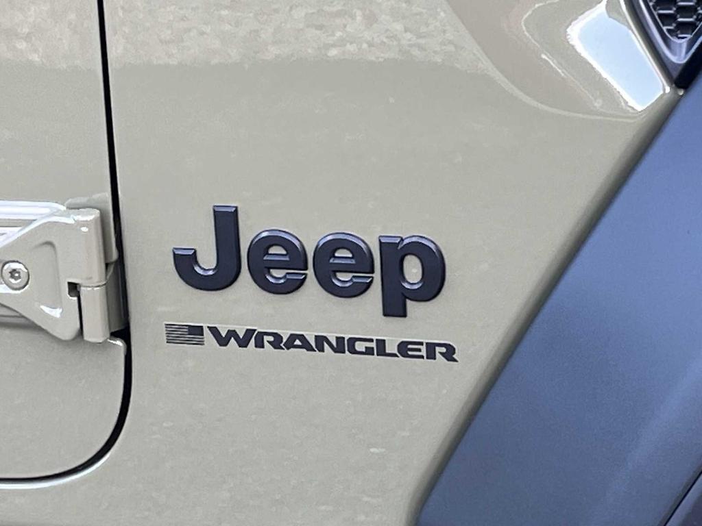 new 2026 Jeep Wrangler car, priced at $47,649