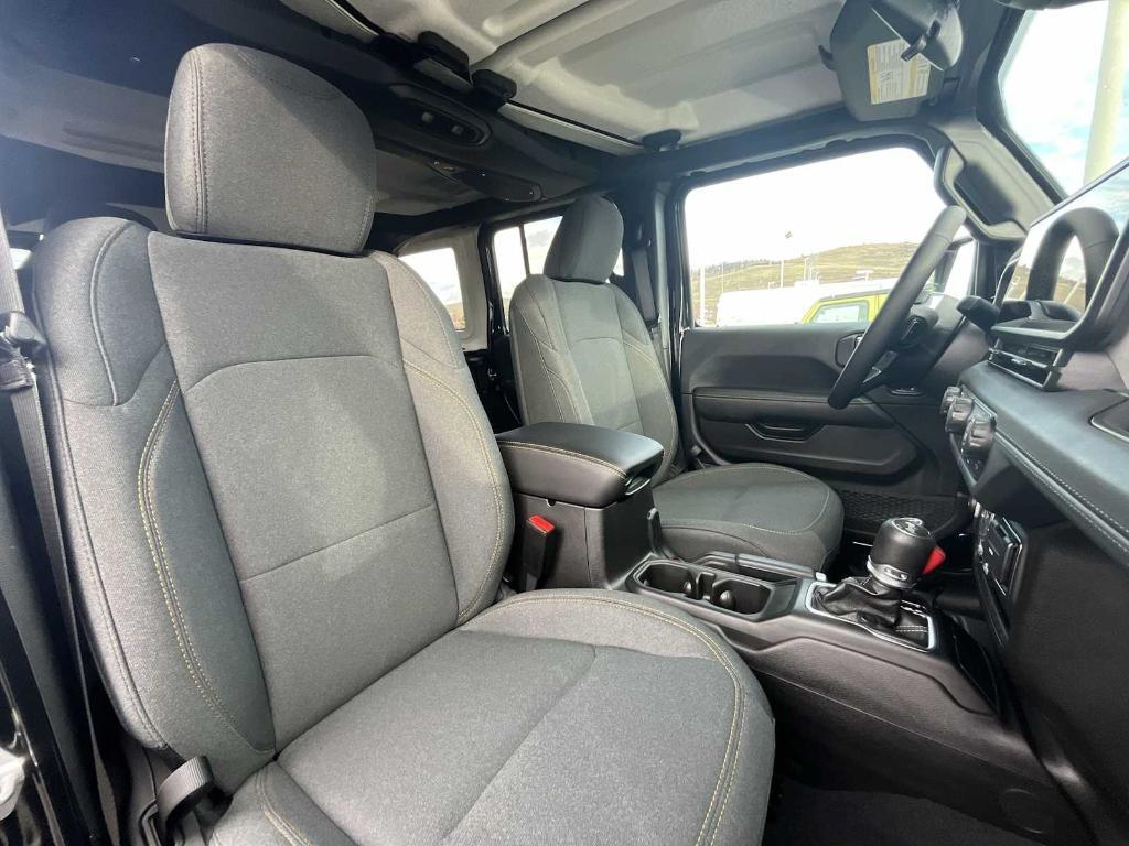 new 2026 Jeep Wrangler car, priced at $48,454