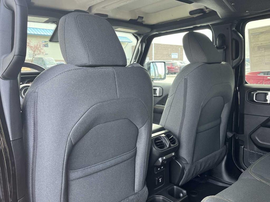 new 2026 Jeep Wrangler car, priced at $48,454