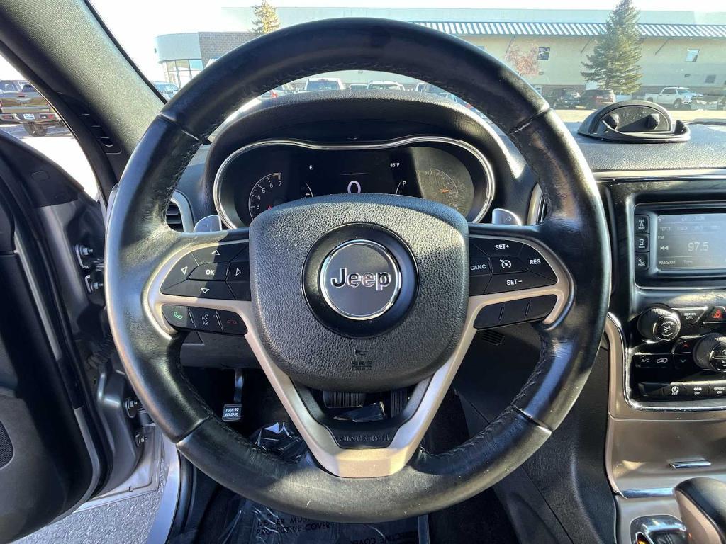 used 2016 Jeep Grand Cherokee car, priced at $14,744
