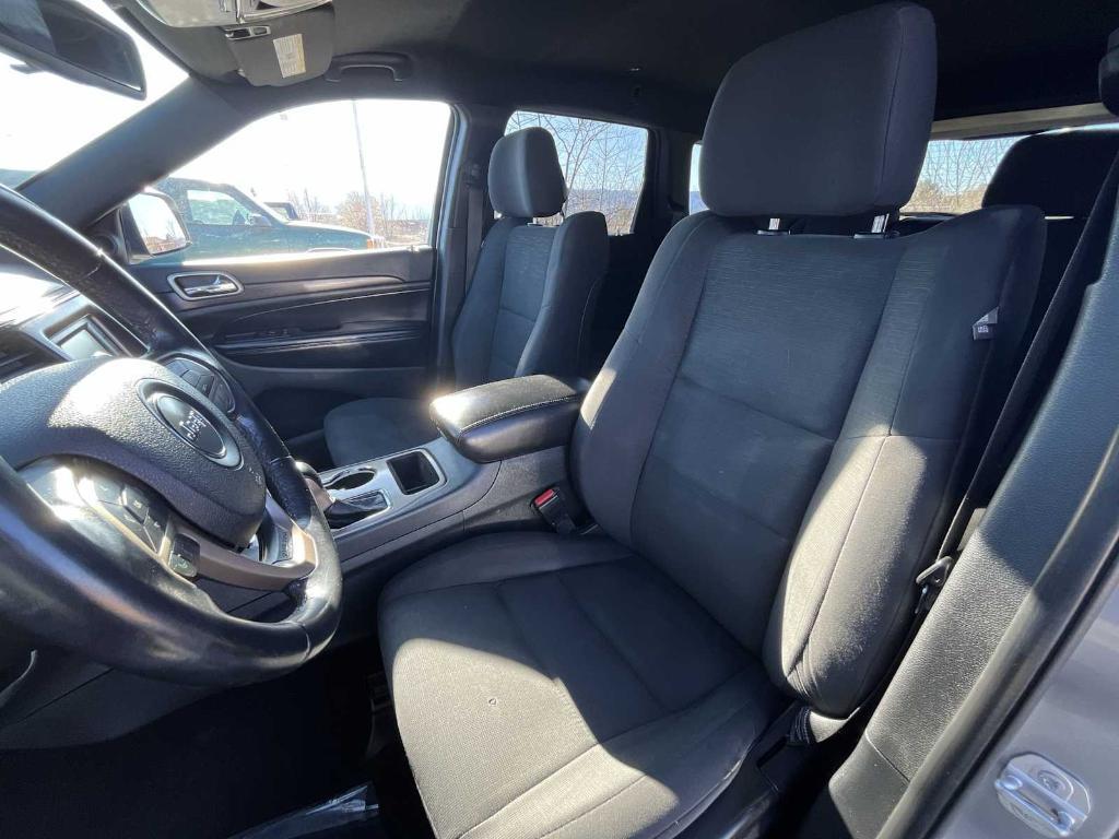 used 2016 Jeep Grand Cherokee car, priced at $14,744