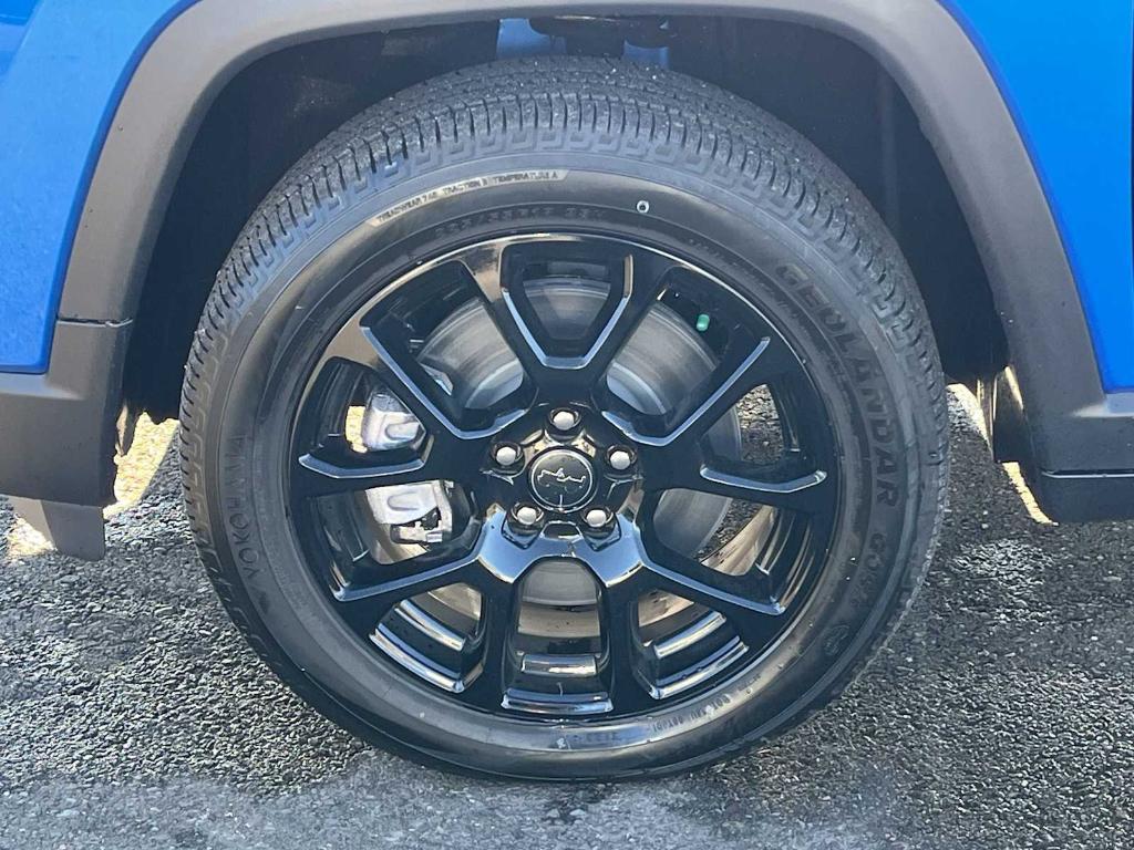 new 2026 Jeep Compass car, priced at $31,708