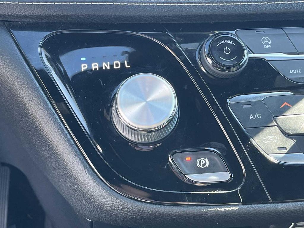 used 2022 Chrysler Pacifica car, priced at $24,987