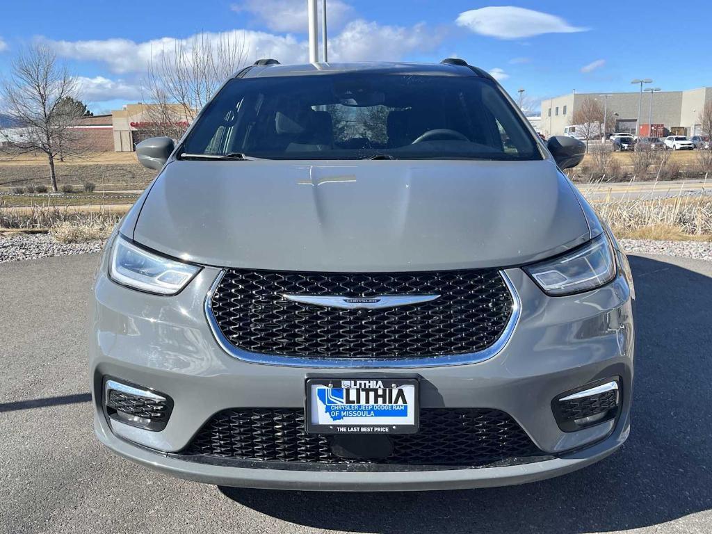 used 2022 Chrysler Pacifica car, priced at $24,987