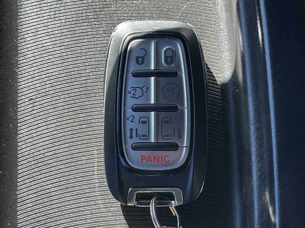 used 2022 Chrysler Pacifica car, priced at $24,987