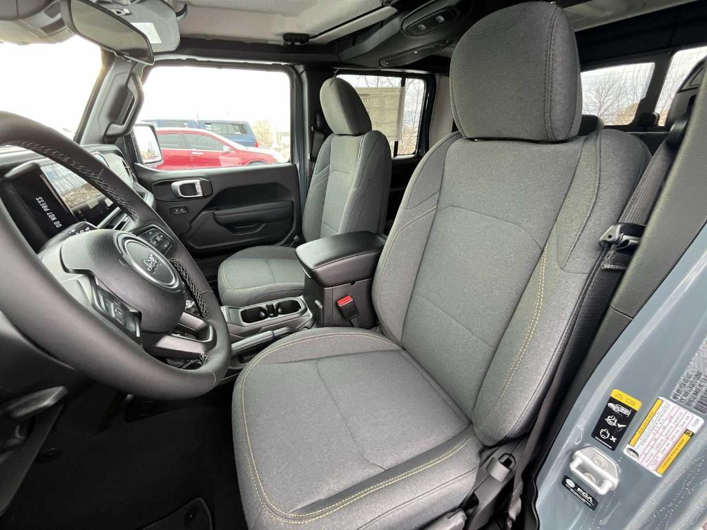 new 2026 Jeep Gladiator car, priced at $51,515