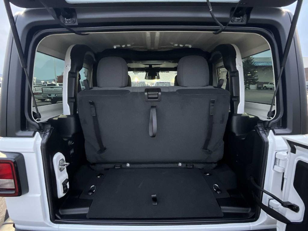 new 2026 Jeep Wrangler car, priced at $47,062