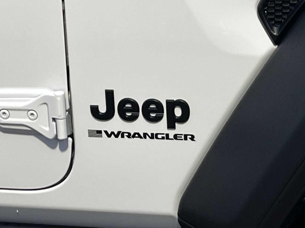 new 2026 Jeep Wrangler car, priced at $47,062