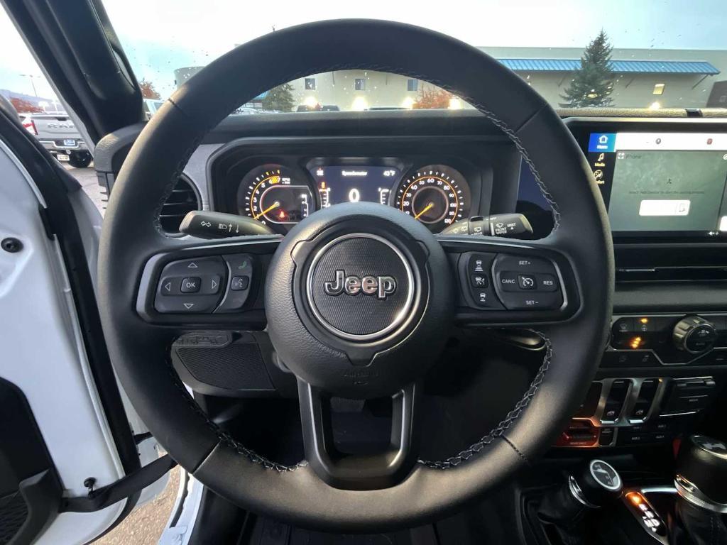 new 2026 Jeep Wrangler car, priced at $47,062