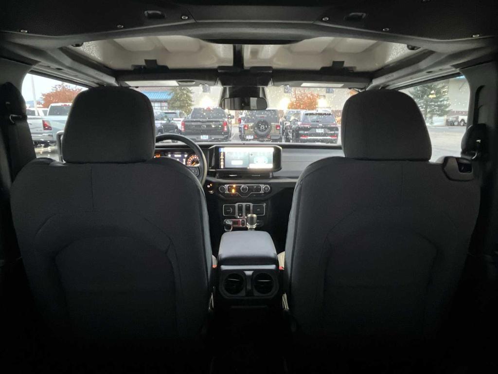 new 2026 Jeep Wrangler car, priced at $47,062