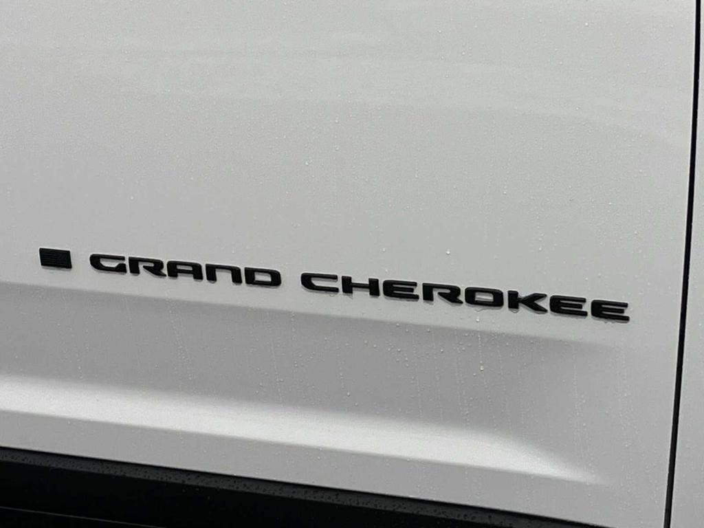 new 2025 Jeep Grand Cherokee L car, priced at $51,819