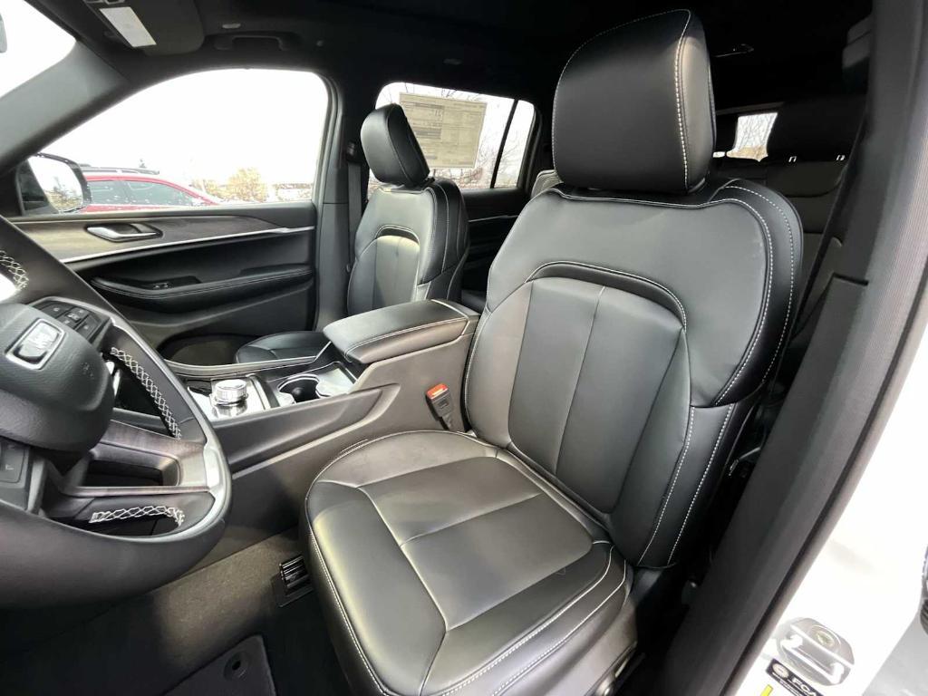 new 2025 Jeep Grand Cherokee L car, priced at $51,819