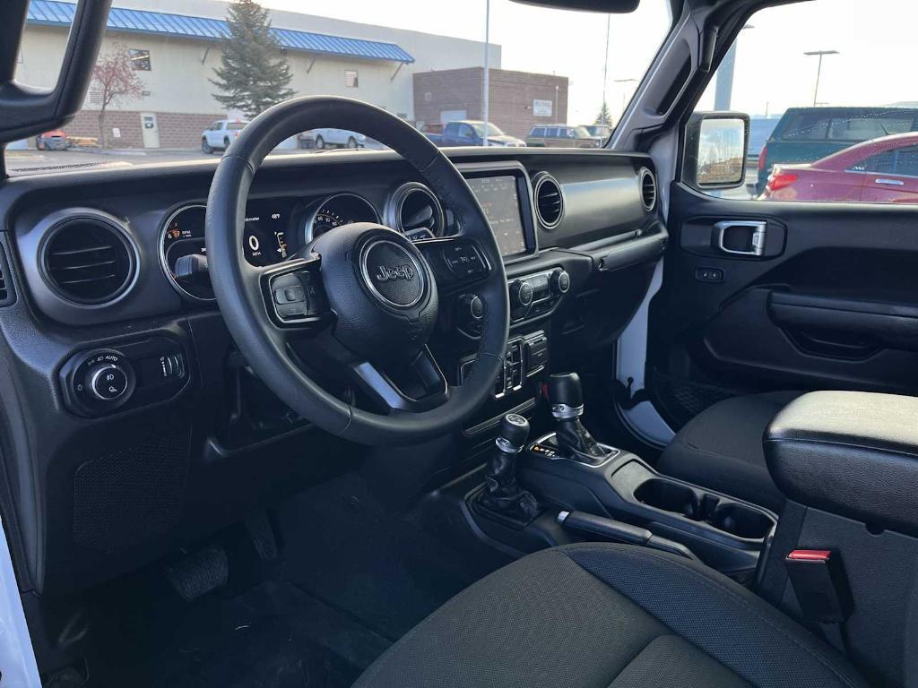 used 2023 Jeep Gladiator car, priced at $32,772