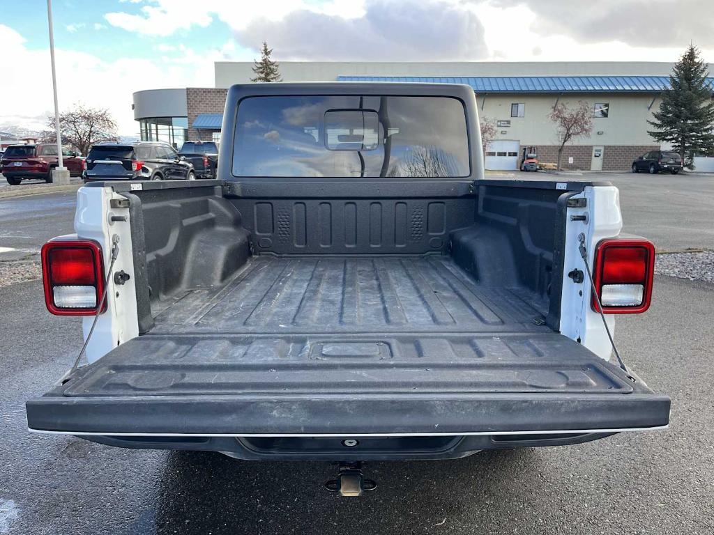 used 2023 Jeep Gladiator car, priced at $32,772