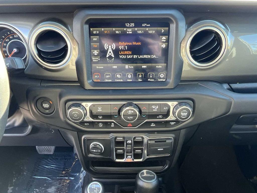 used 2023 Jeep Gladiator car, priced at $30,021