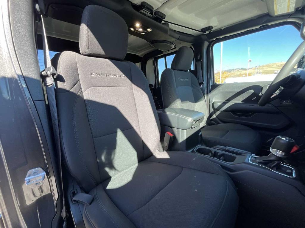 used 2023 Jeep Gladiator car, priced at $30,021