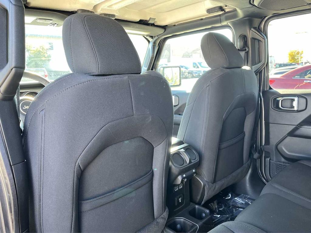 used 2023 Jeep Gladiator car, priced at $30,021