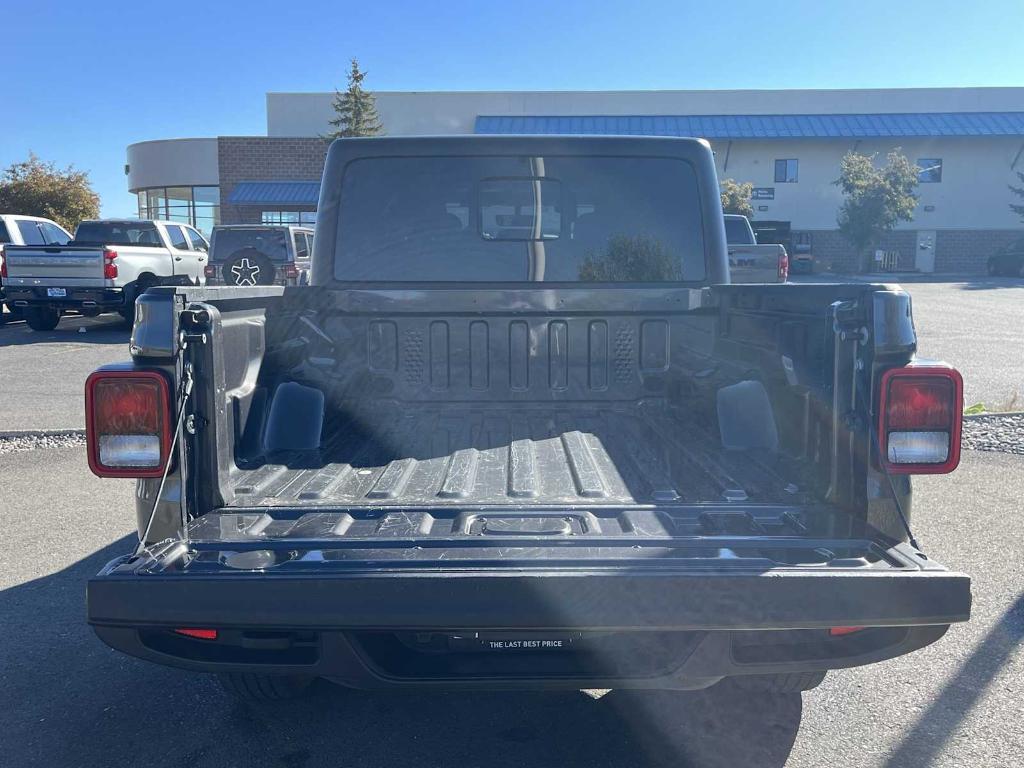 used 2023 Jeep Gladiator car, priced at $30,021