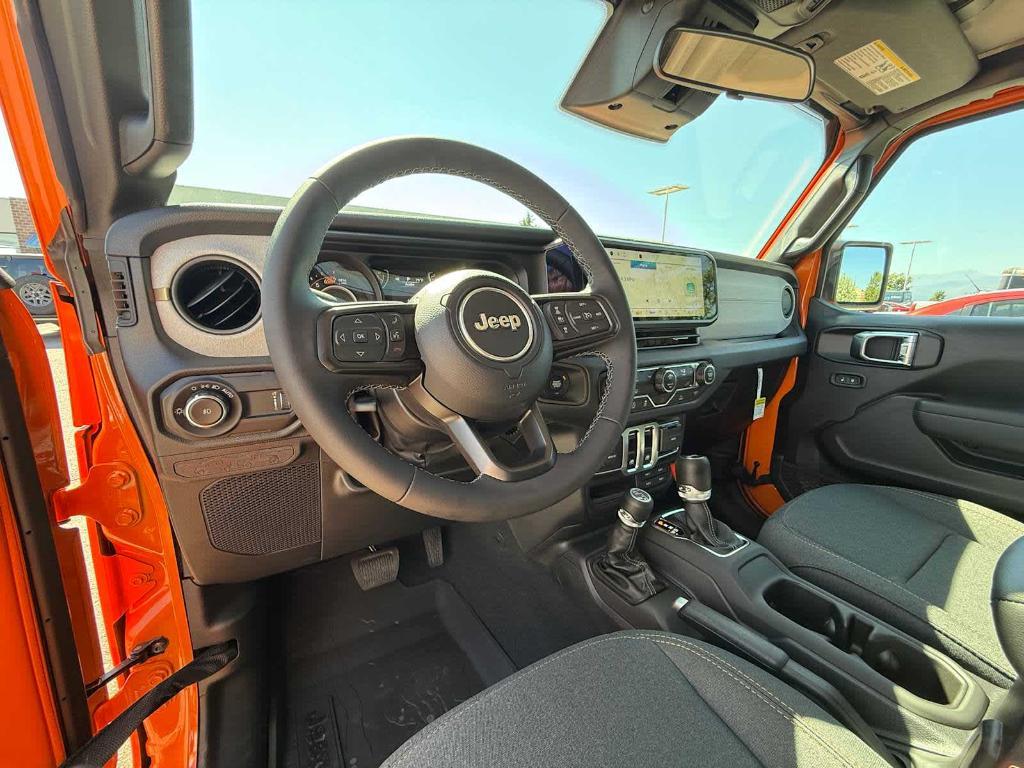 new 2025 Jeep Wrangler car, priced at $40,800