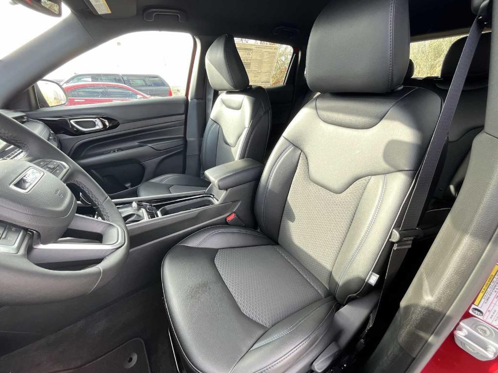 new 2026 Jeep Compass car, priced at $32,032