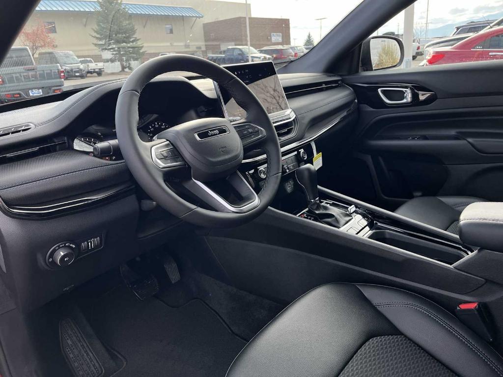 new 2026 Jeep Compass car, priced at $32,032