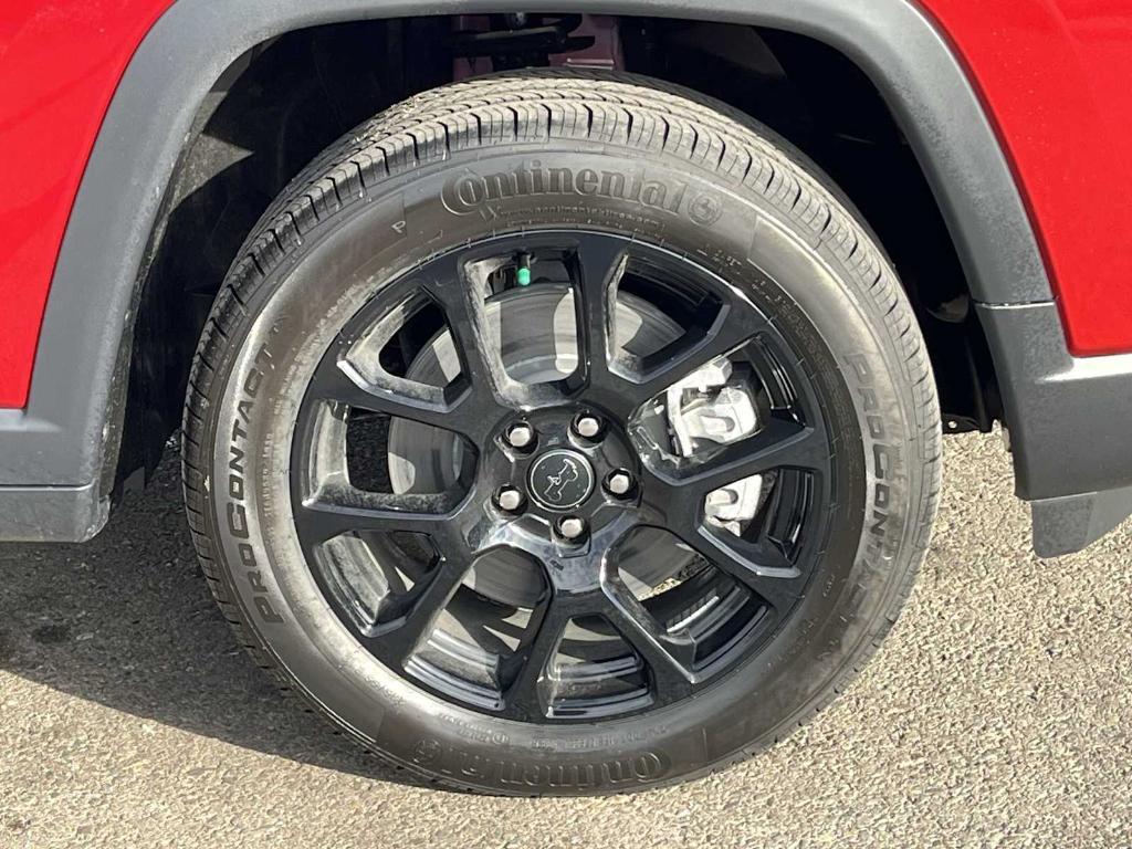 new 2026 Jeep Compass car, priced at $32,032