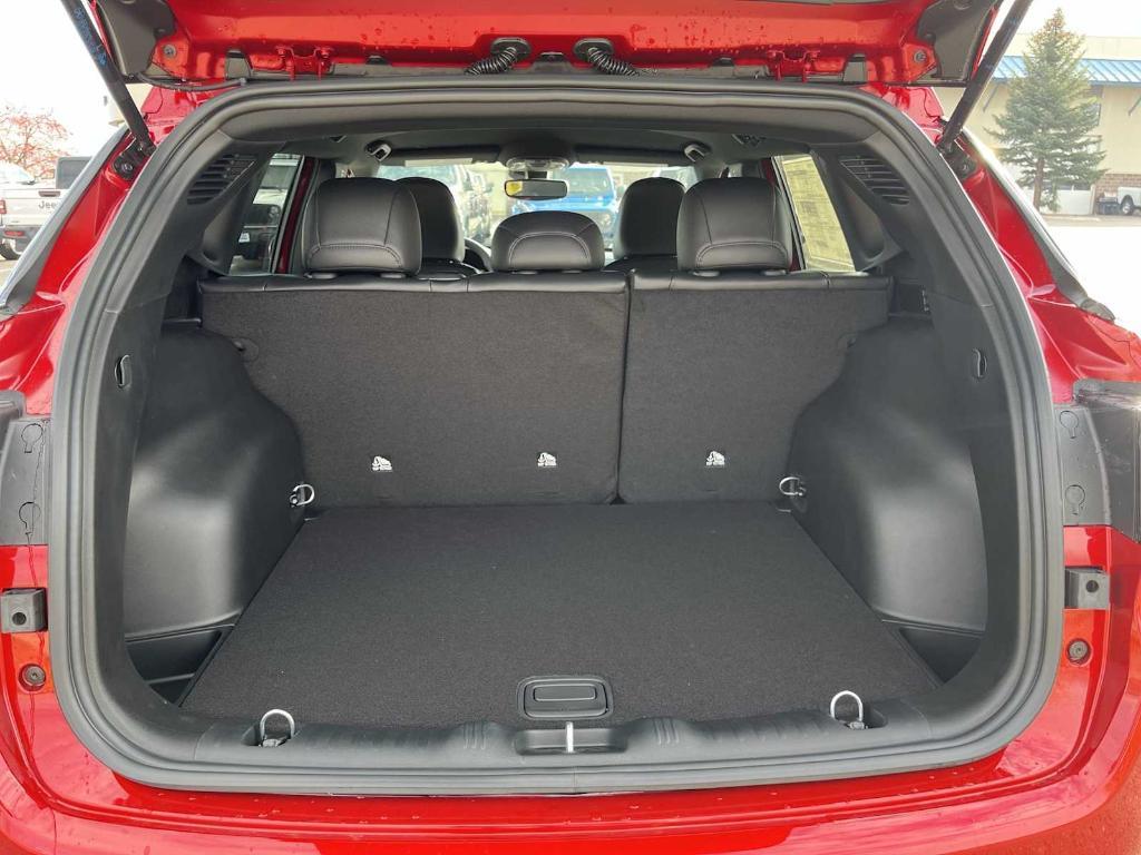 new 2026 Jeep Compass car, priced at $32,032