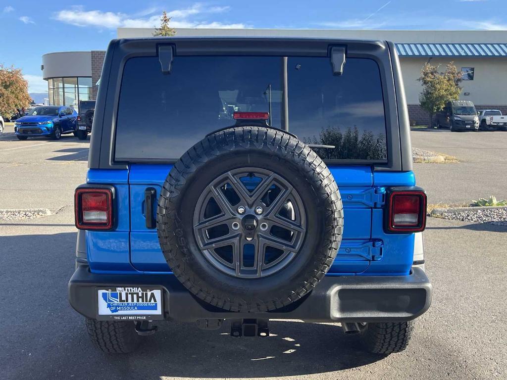 new 2026 Jeep Wrangler car, priced at $45,741