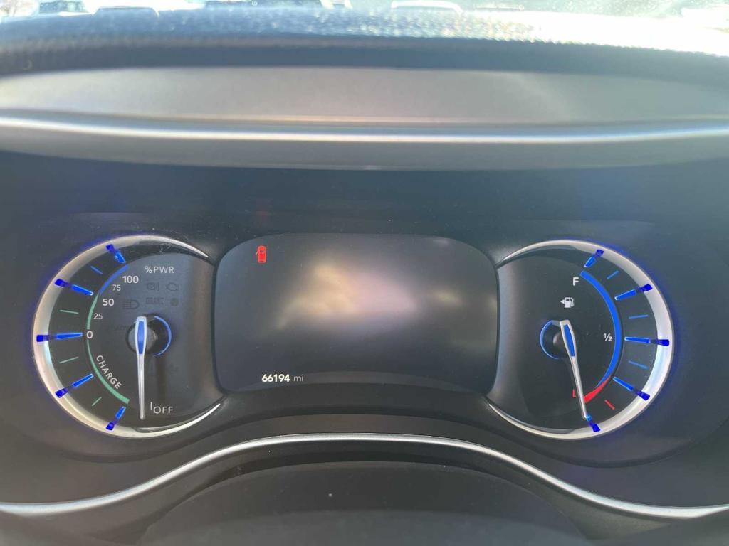 used 2023 Chrysler Pacifica Hybrid car, priced at $23,544