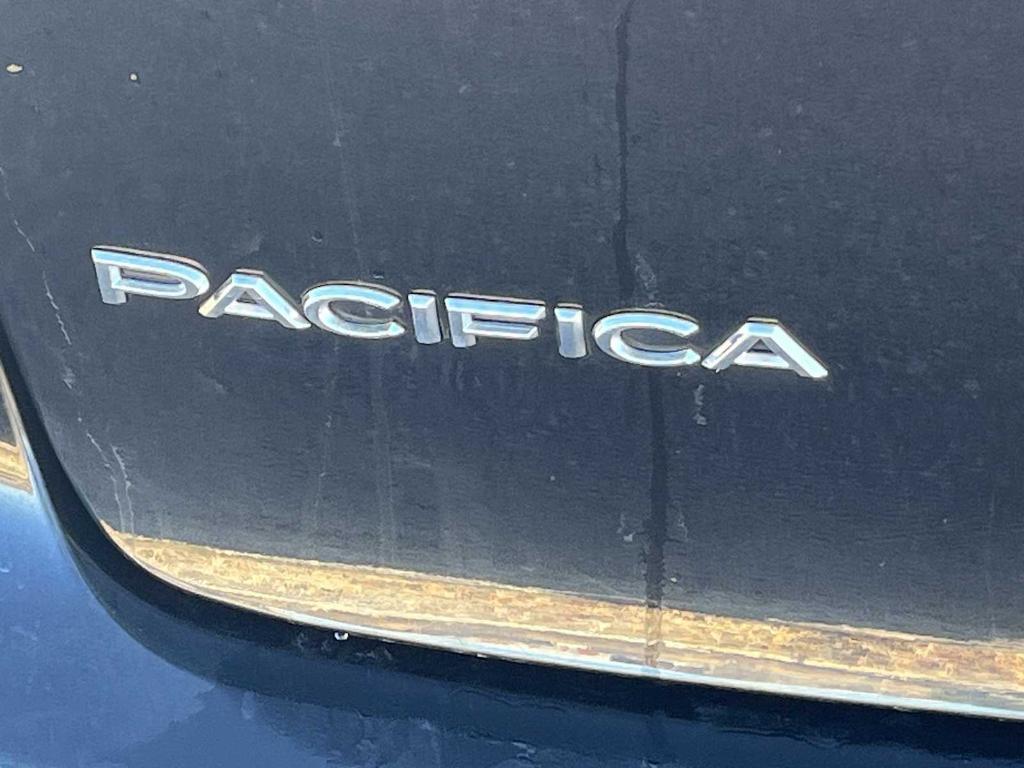 used 2023 Chrysler Pacifica Hybrid car, priced at $23,544