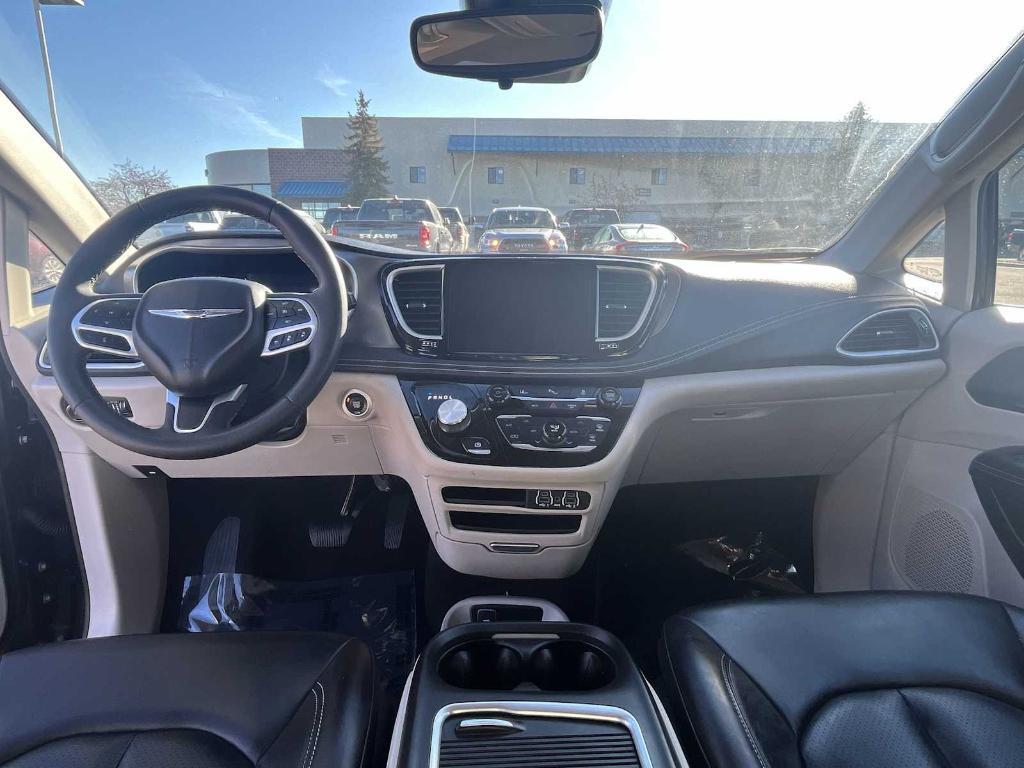 used 2023 Chrysler Pacifica Hybrid car, priced at $23,544