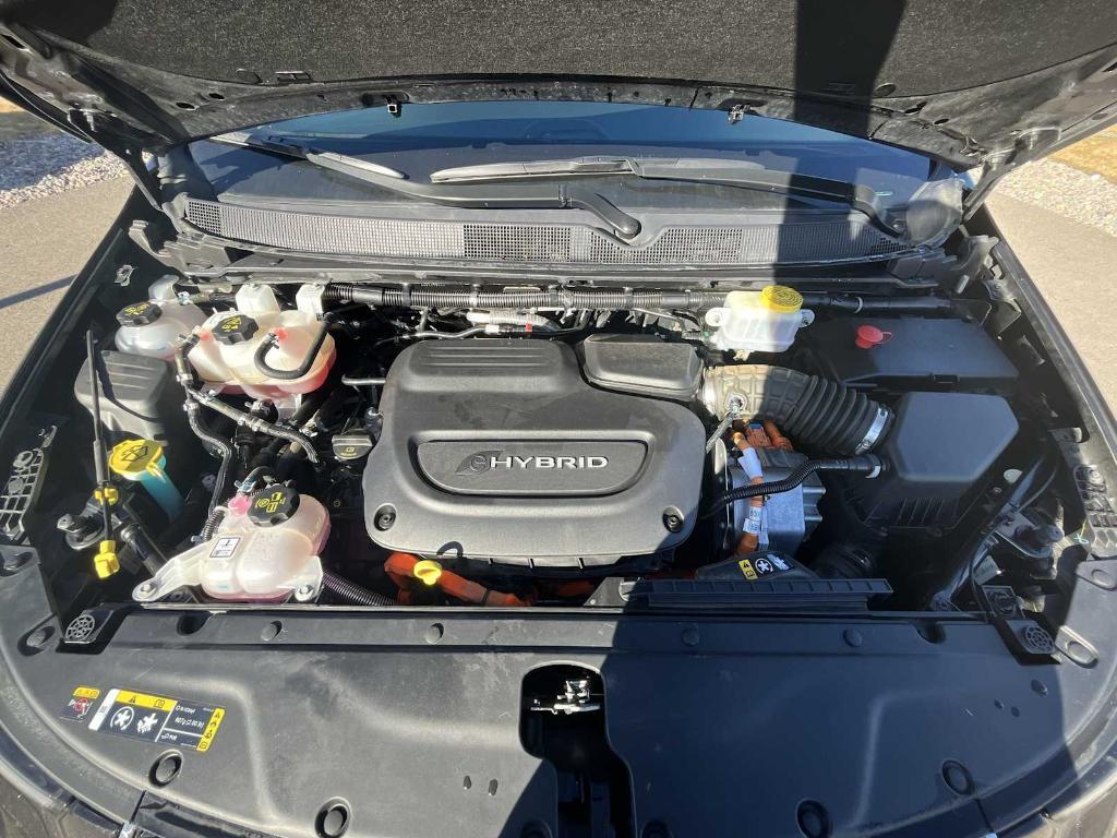 used 2023 Chrysler Pacifica Hybrid car, priced at $23,544