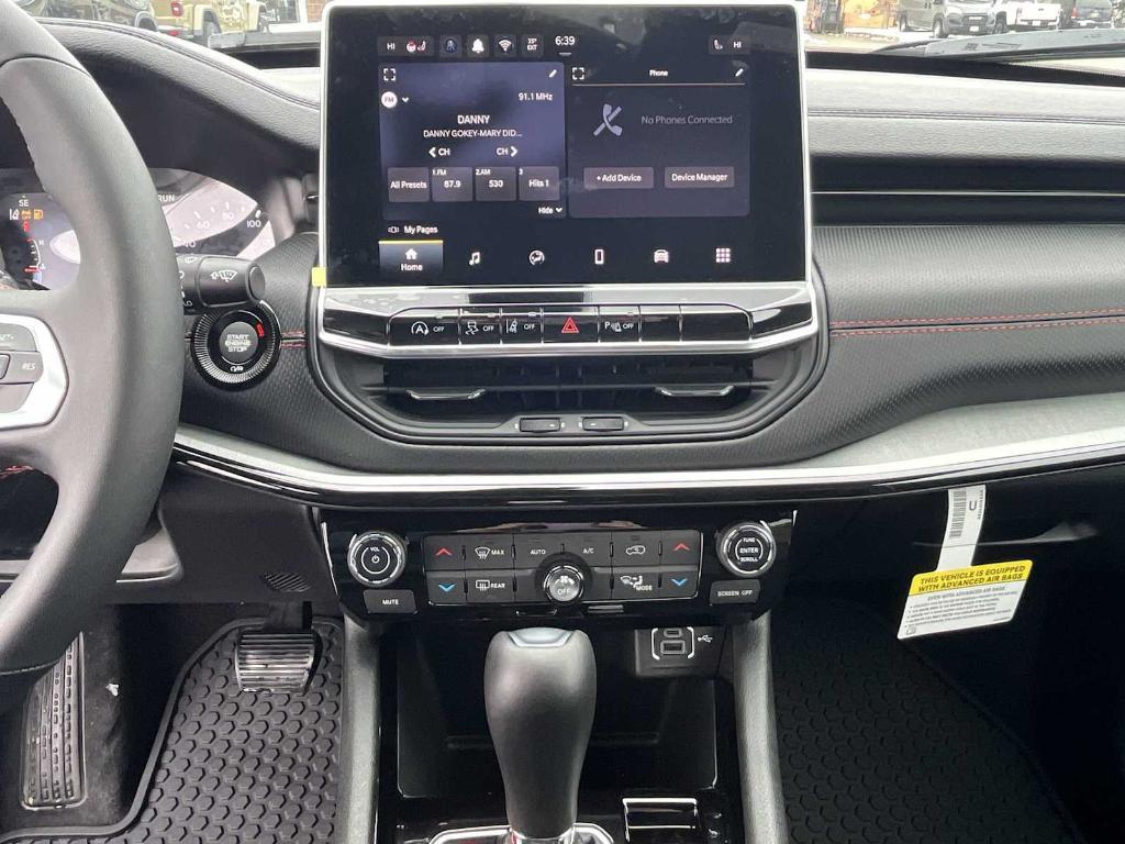 new 2026 Jeep Compass car, priced at $34,255